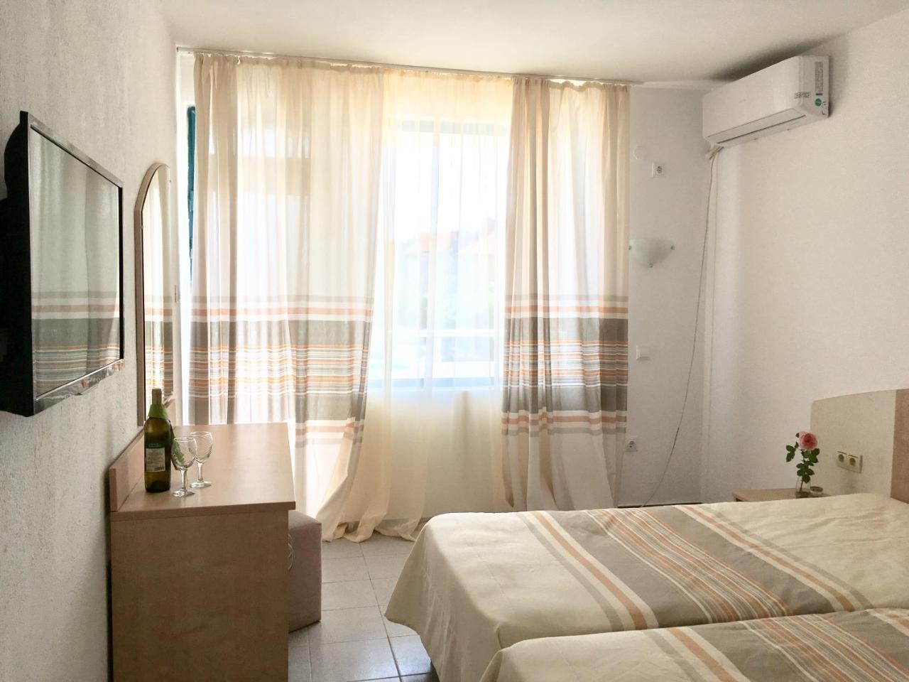 Alba Family Club Hotel Primorszko Kültér fotó