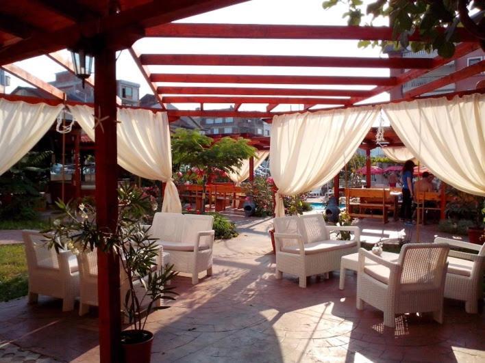 Alba Family Club Hotel Primorszko Kültér fotó